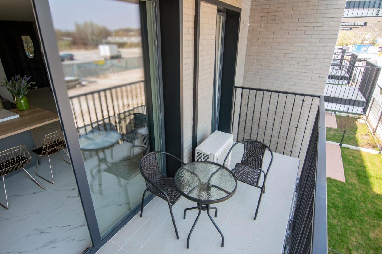 El Apartments - Aries Poznan Ngoại thất bức ảnh